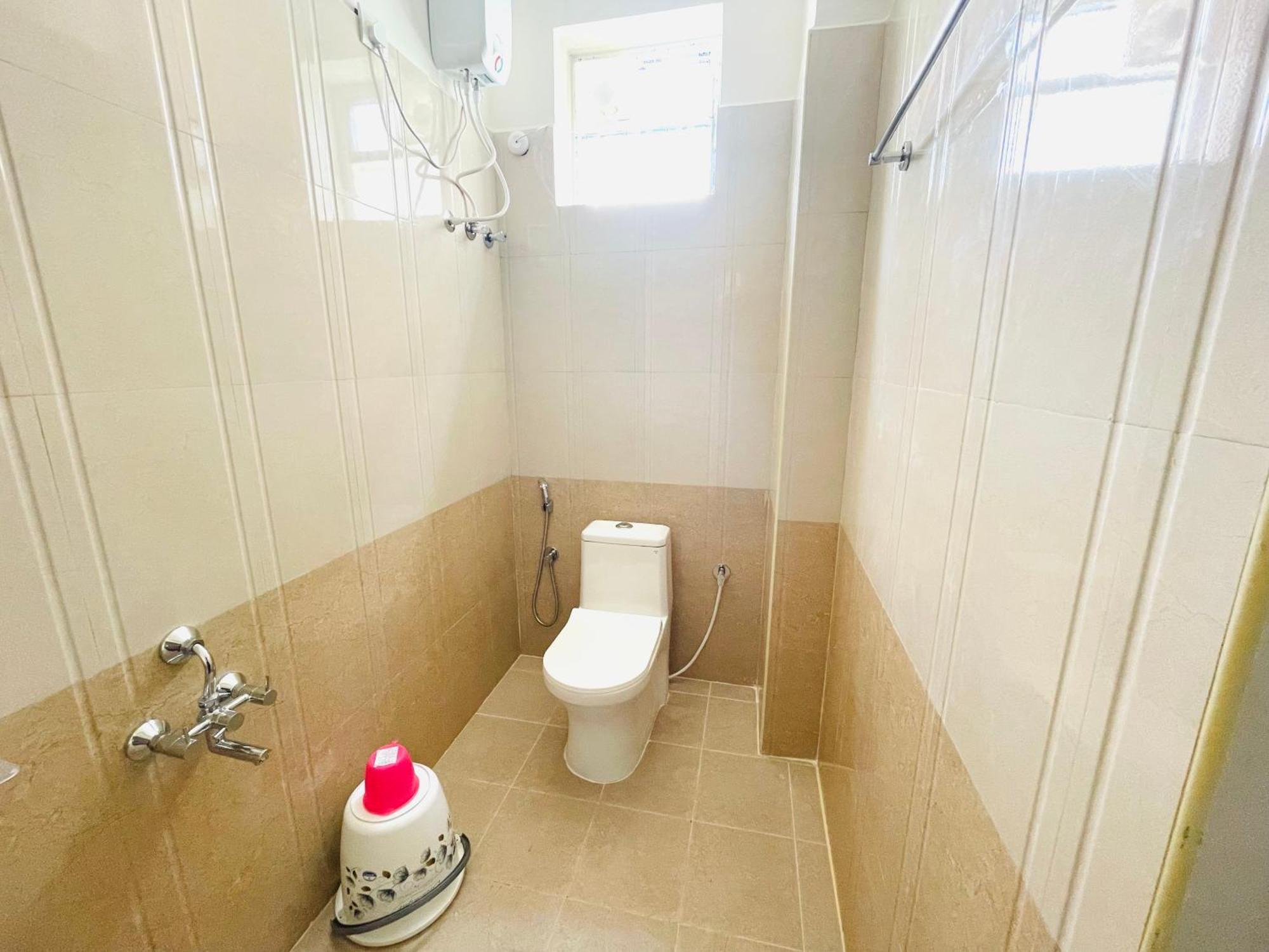 Pearl Stays, Tirupati - Very Convenient For The People Coming From Bangalore And Chennai - You Can Skip City Traffic While Reaching Any Temple In Tirupati - Covered Parking - 24Hrs Front Desk And Hot Water - Free Wifi - Flexible Checkin-In Check-Out Exterior foto