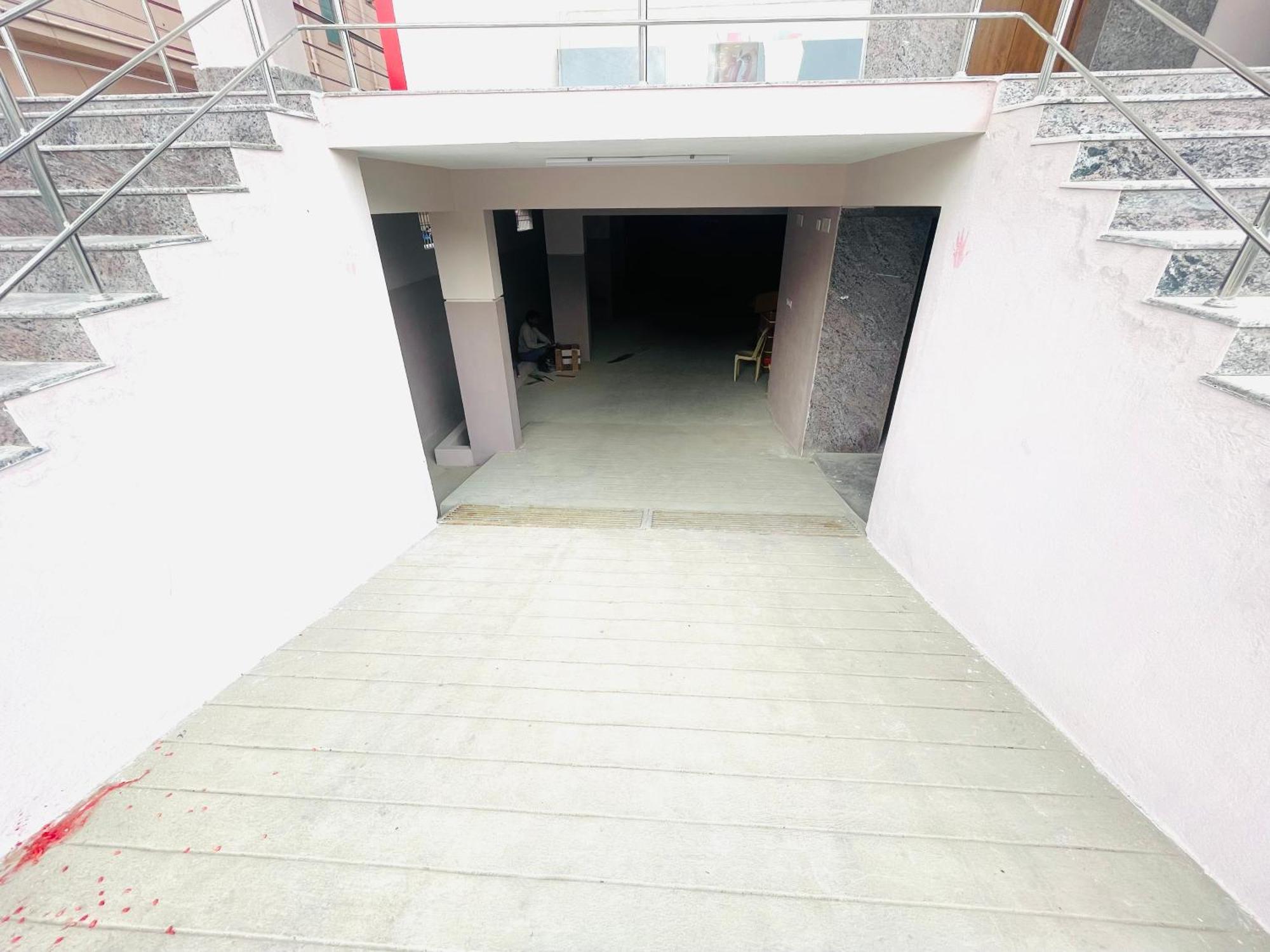 Pearl Stays, Tirupati - Very Convenient For The People Coming From Bangalore And Chennai - You Can Skip City Traffic While Reaching Any Temple In Tirupati - Covered Parking - 24Hrs Front Desk And Hot Water - Free Wifi - Flexible Checkin-In Check-Out Exterior foto